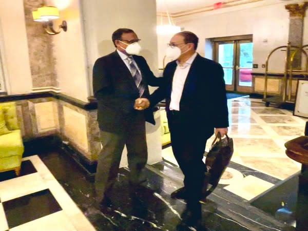 TS Tirumurti receiving Foreign Secretary Harsh Vardhan Shringla in New York