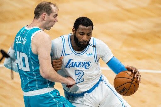 湖人抓猛哥(Andre Drummond)內線優勢，剛好是塞隊大洞。法新社