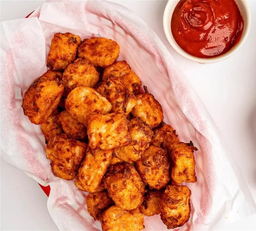 <p>Primal Kitchen</p><p>Air fryer tots are the snack that everyone can agree upon.</p><p><strong>Get the recipe: </strong><strong><a href="https://parade.com/recipes/tater-tots-in-air-fryer" rel="nofollow noopener" target="_blank" data-ylk="slk:Air Fryer Tater Tots;elm:context_link;itc:0;sec:content-canvas" class="link ">Air Fryer Tater Tots</a></strong></p>