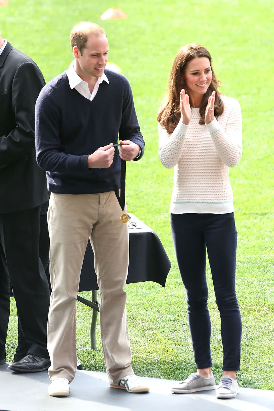 <p><em>April 13, 2014 —</em> Kate wore a cream-colored sweater with skinny jeans and gray tennis shoes to the Rippa Rugby tournament in Dunedin, New Zealand.</p>