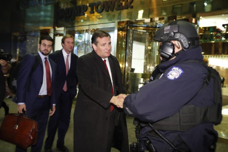 Ted Cruz greets members of law enforcement as he leaves Trump Tower on Tuesday. (Photo: Carolyn Kaster/AP)