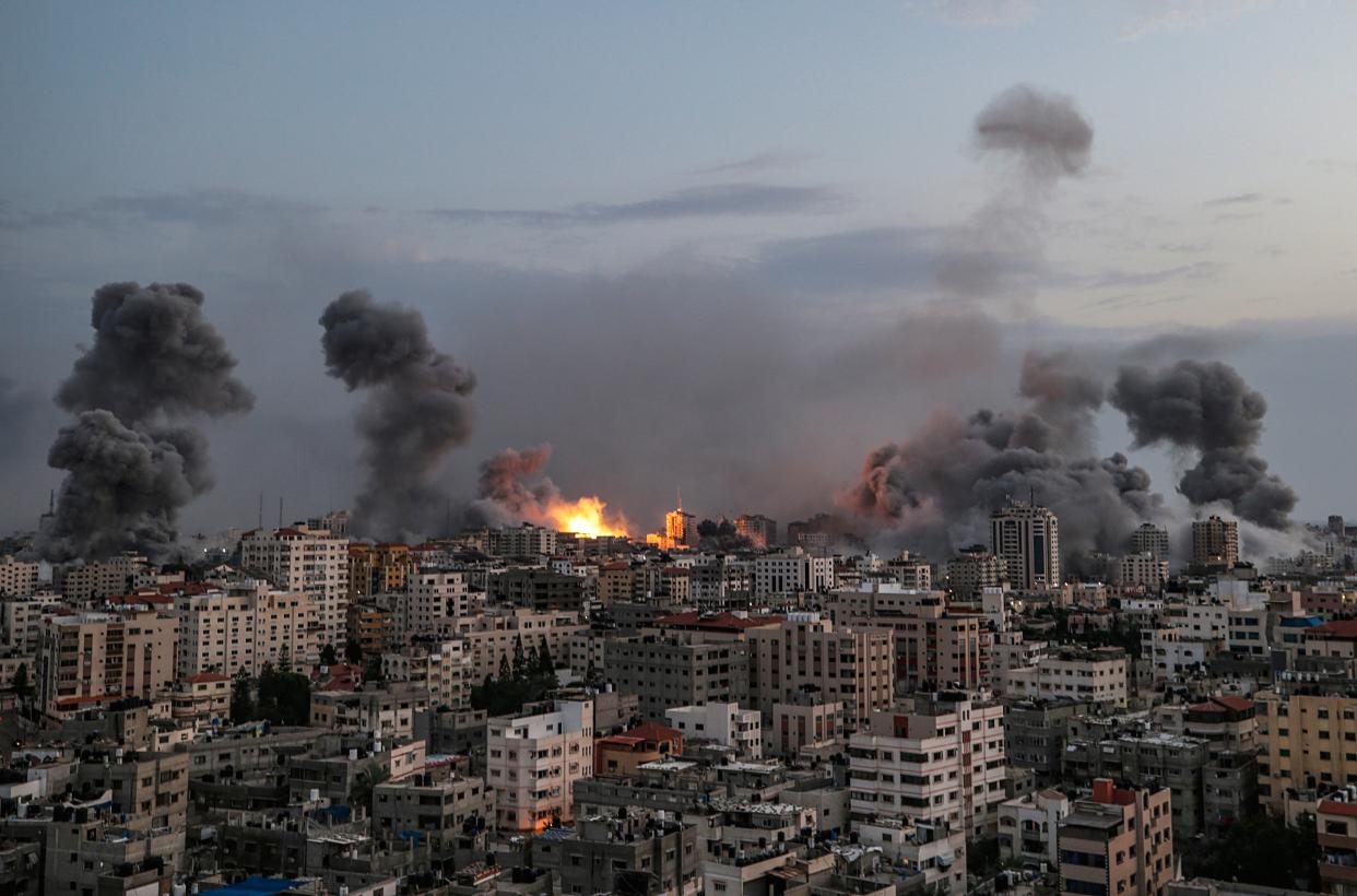 Smoke rises following an Israeli air strike on Gaza City, 09 October 2023 (EPA)