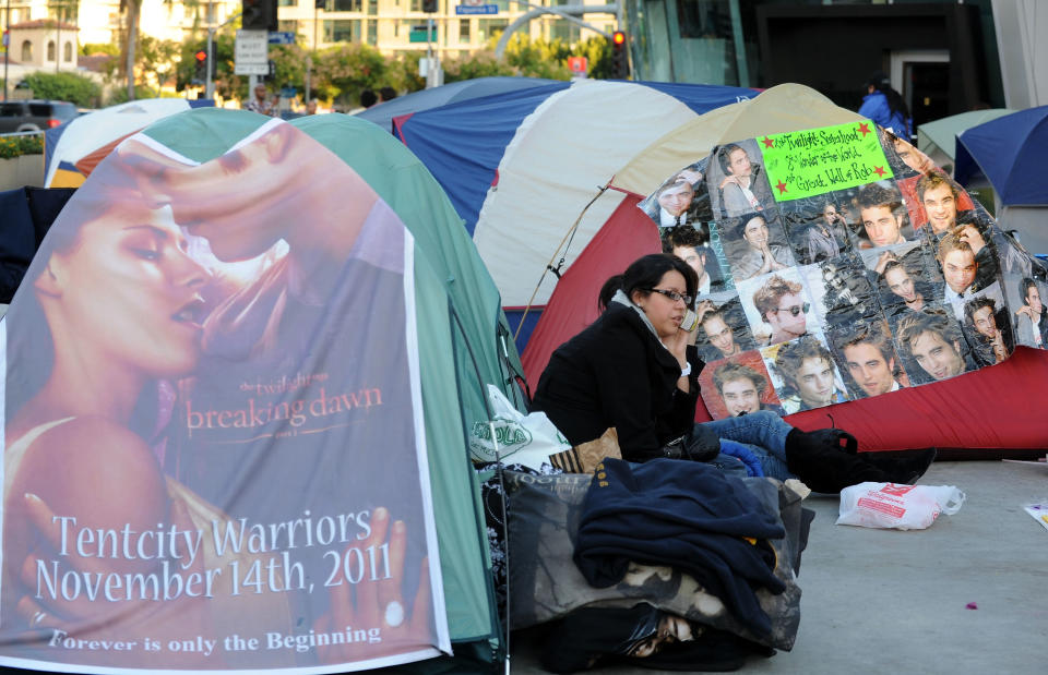 Fans Line Up For The Premiere Of "The Twilight Saga: Breaking Dawn - Part 1" At The Nokia Plaza