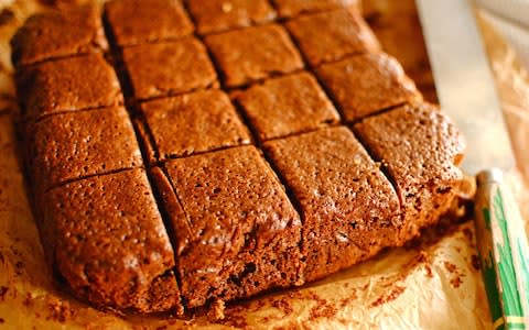 Ginger parkin cake