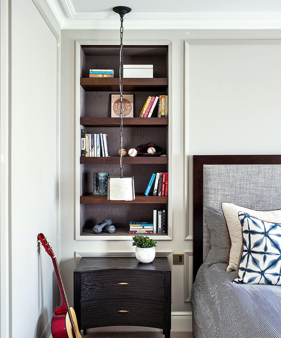 9. MAXIMIZE YOUR SPACE WITH ALCOVE STORAGE