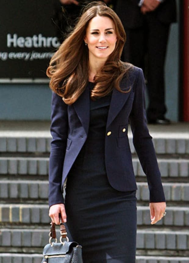 Kate Middleton spotted on car journey with chic travel bag - pictures