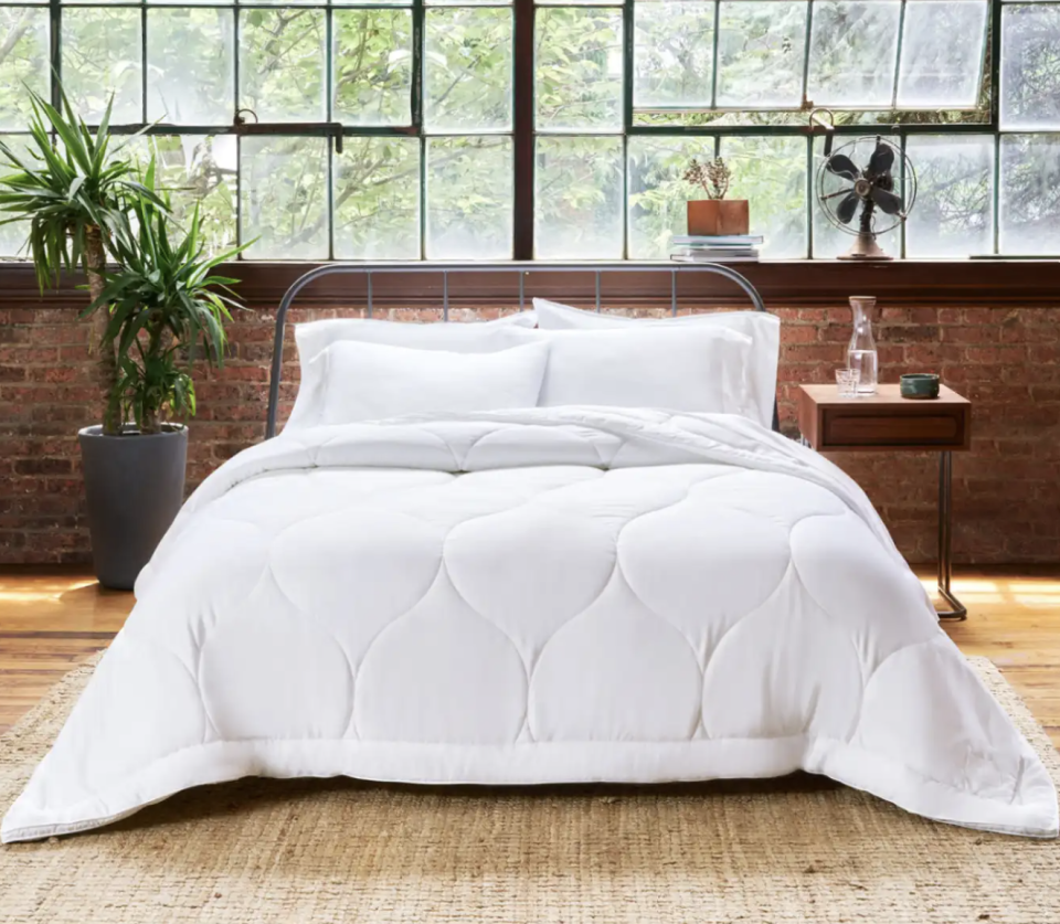 1) Cloud Comforter