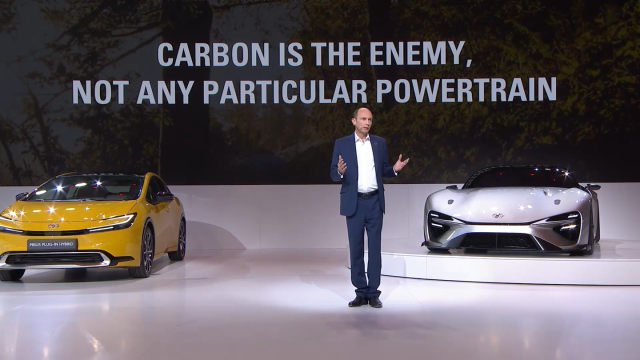 La estrategia de futuro de Toyota: "El enemigo es el carbono"