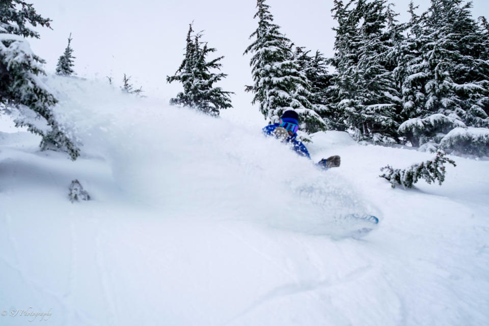 Powder riding at Alyeska Resort during the Winter '23/'24 season.<p><a href="https://www.instagram.com/sam_kikuchi/?hl=en#" rel="nofollow noopener" target="_blank" data-ylk="slk:Photo: Sam Kikuchi, Courtesy Alyeska Resort;elm:context_link;itc:0;sec:content-canvas" class="link ">Photo: Sam Kikuchi, Courtesy Alyeska Resort</a></p>