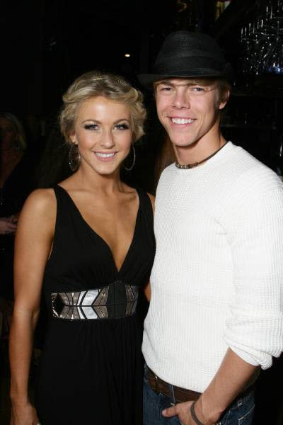 derek-hough-julianne-hough-dancing-with-the-stars