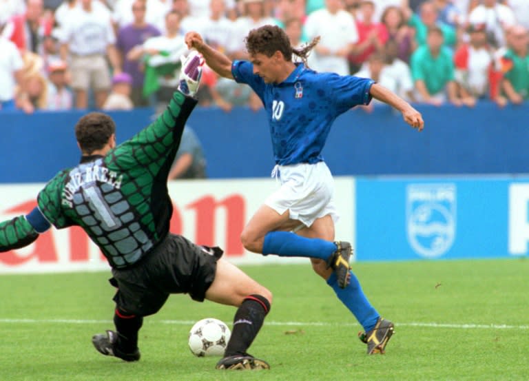 Roberto Baggio nets the winning goal against <a class="link " href="https://sports.yahoo.com/soccer/teams/spain-women/" data-i13n="sec:content-canvas;subsec:anchor_text;elm:context_link" data-ylk="slk:Spain;sec:content-canvas;subsec:anchor_text;elm:context_link;itc:0">Spain</a> at the 1994 World Cup in the USA (TIMOTHY A. CLARY)