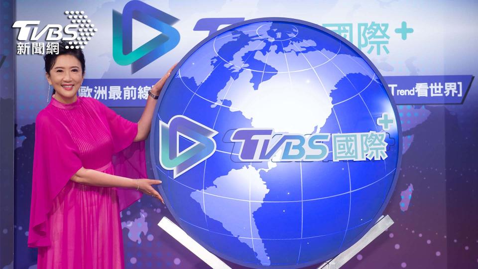 主持《Focus全球新聞》十餘年的TVBS主播方念華，現身記者會為主持群加油打氣