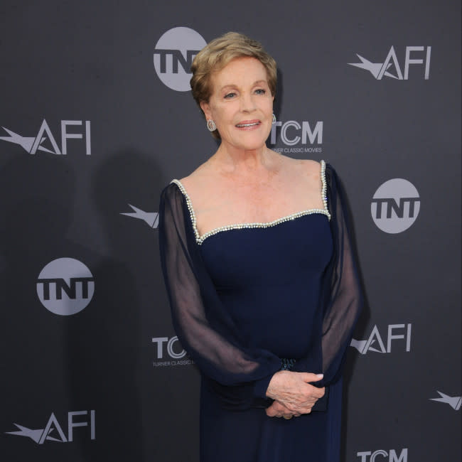 ¡La impactante confesión de Julie Andrews sobre Mary Poppins! credit:Bang Showbiz