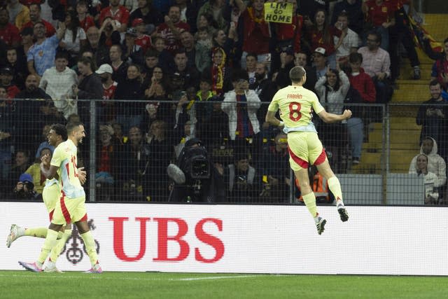 Fabian Ruiz celebrates