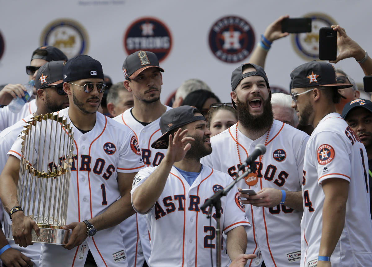 Astros' 2017 World Series ring up for auction