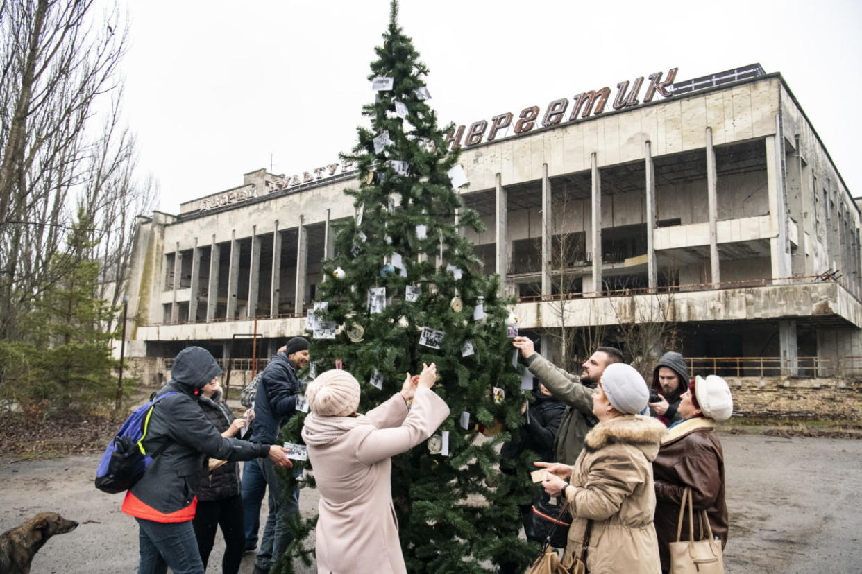 Christmas Tree Was Installed For The Firstly Since 1985 In Pripyat