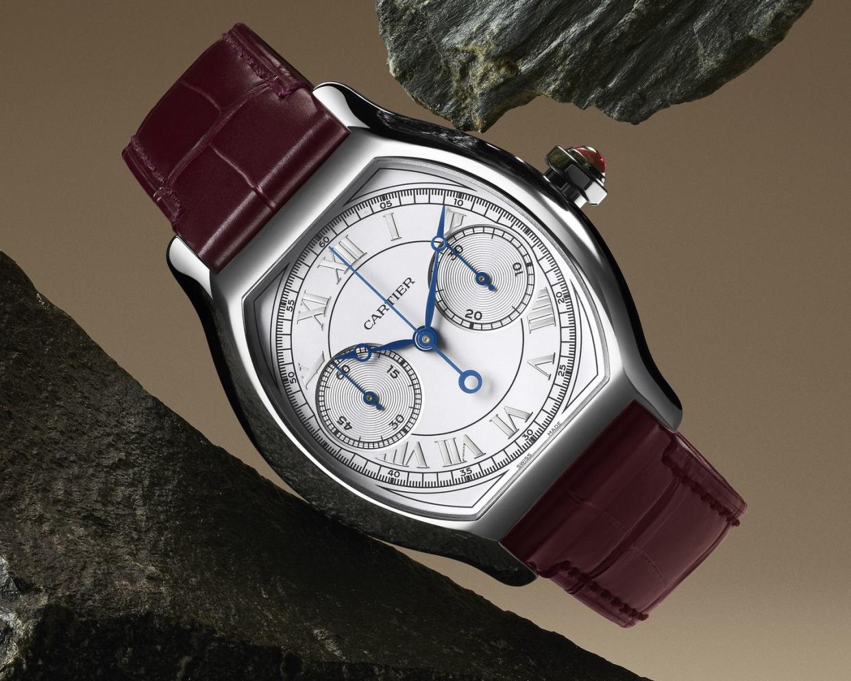 cartier tortue monopusher chronograph watch