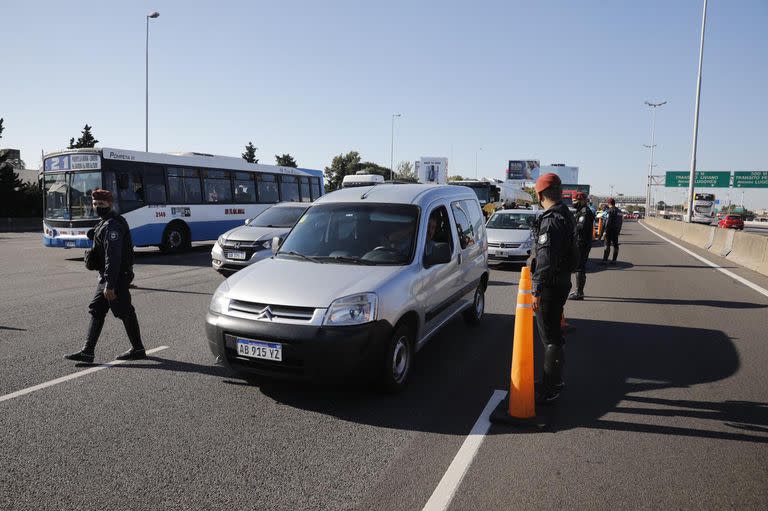 Controles en la Panamericana que provocaron varios kilómetros de congestionamiento