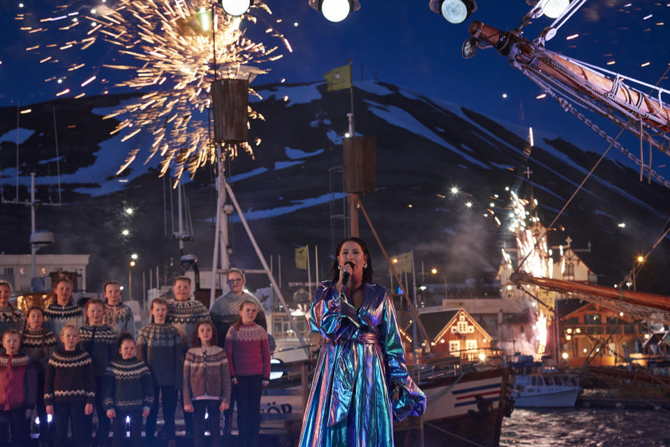 Molly Sandén gave a rousing performance of the nominated song "Husavik"—if only the show's producers had actually aired it during the show rather than before it<span class="copyright">A.M.P.A.S. via Getty Images—2021 A.M.P.A.S.</span>