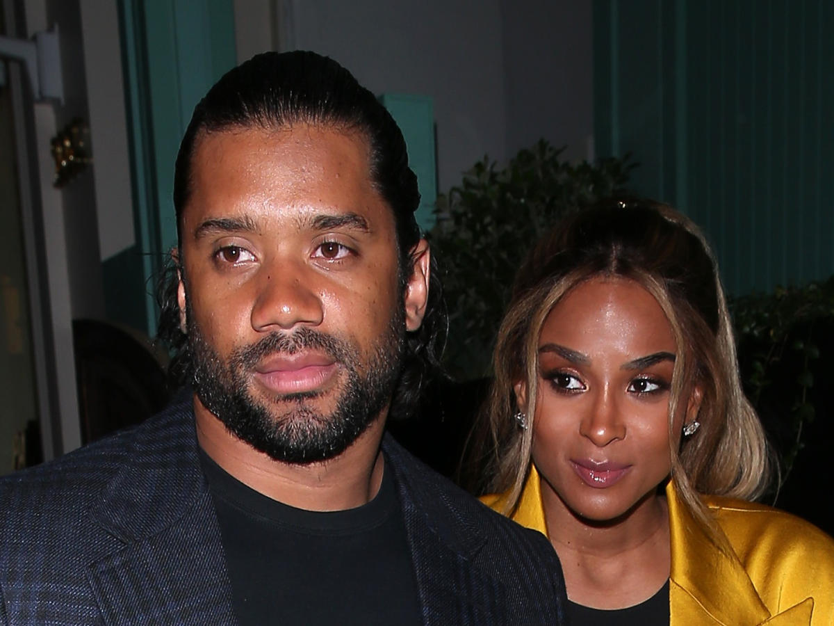 Russell Wilson and Ciara cheering on their Yankees family