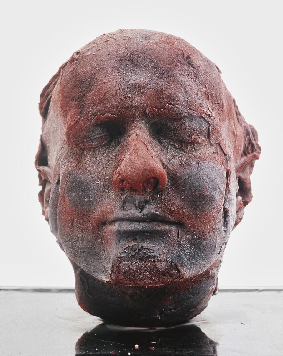 Quinn previously created a self-portrait bust by using ten pints of his own frozen blood.