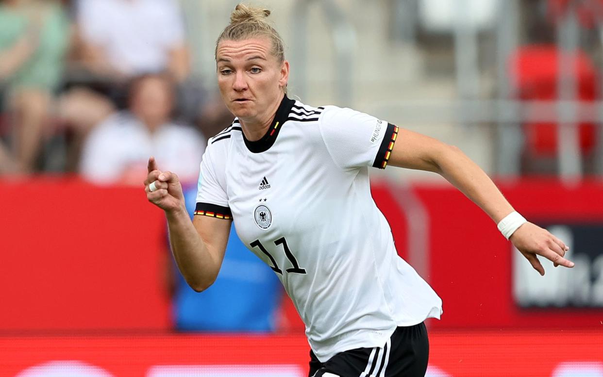 Kapitänin Alexandra Popp will die deutsche Fußballnationalmannschaft der Frauen zum ersten Titel seit Olympia-Gold 2016 führen. (Bild: Getty Images / Martin Rose)