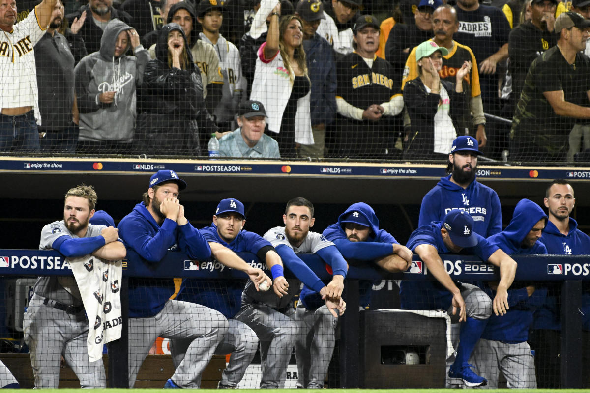 Column: Dodgers lose, spoiled fans want playoff format changed