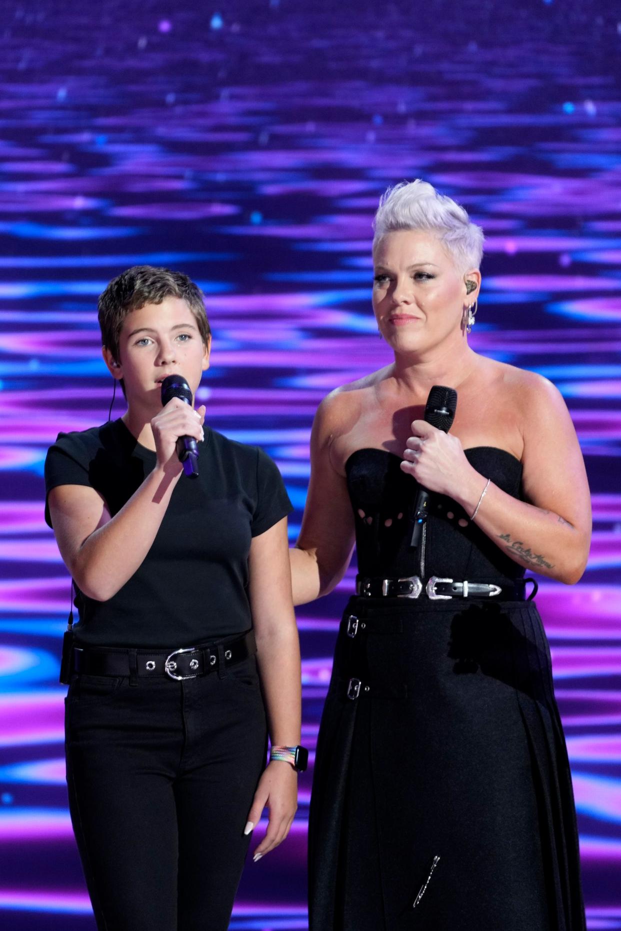 Pink performs with her daughter Willow Hart during the final day of the Democratic National Convention at the United Center.