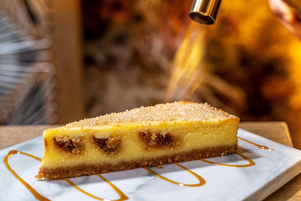 Crème Brûlée Cheesecake（$48）