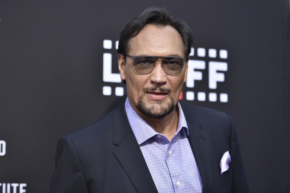 Jimmy Smits llega a una función de "In the Heights" en el Festival Internacional de Cine Latino de Los Ángeles, el viernes 4 de junio de 2021 en el Teatro Chino TCL en Los Ángeles. (Foto por Richard Shotwell/Invision/AP)