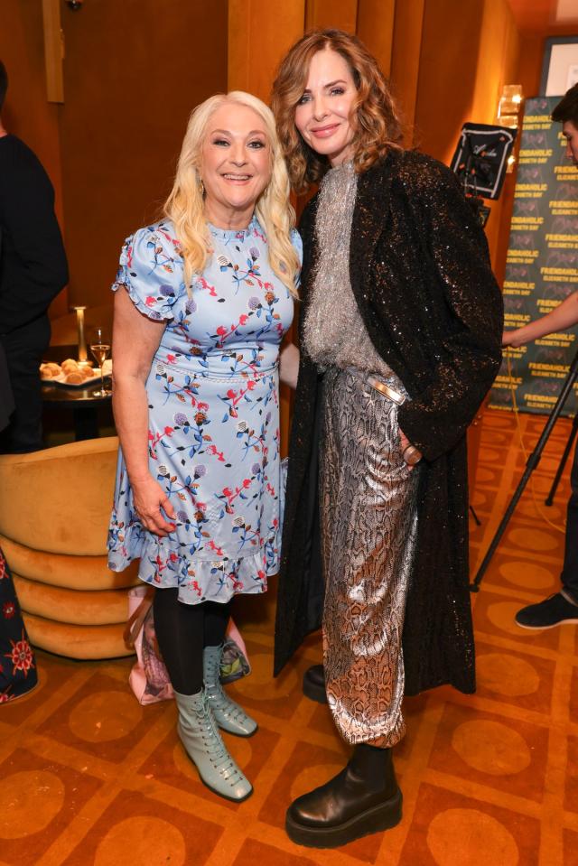 Trinny Woodall enjoys night out with Vanessa Feltz amid Charles Saatchi  'split' speculation - Yahoo Sports