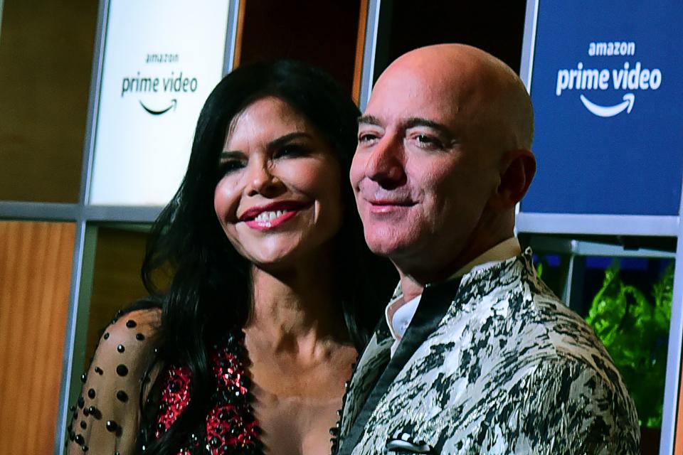 El fundador de Amazon, Jeff Bezos junto a su novia, Lauren Sanchez (Getty Images)