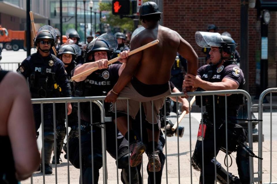 louisville protests