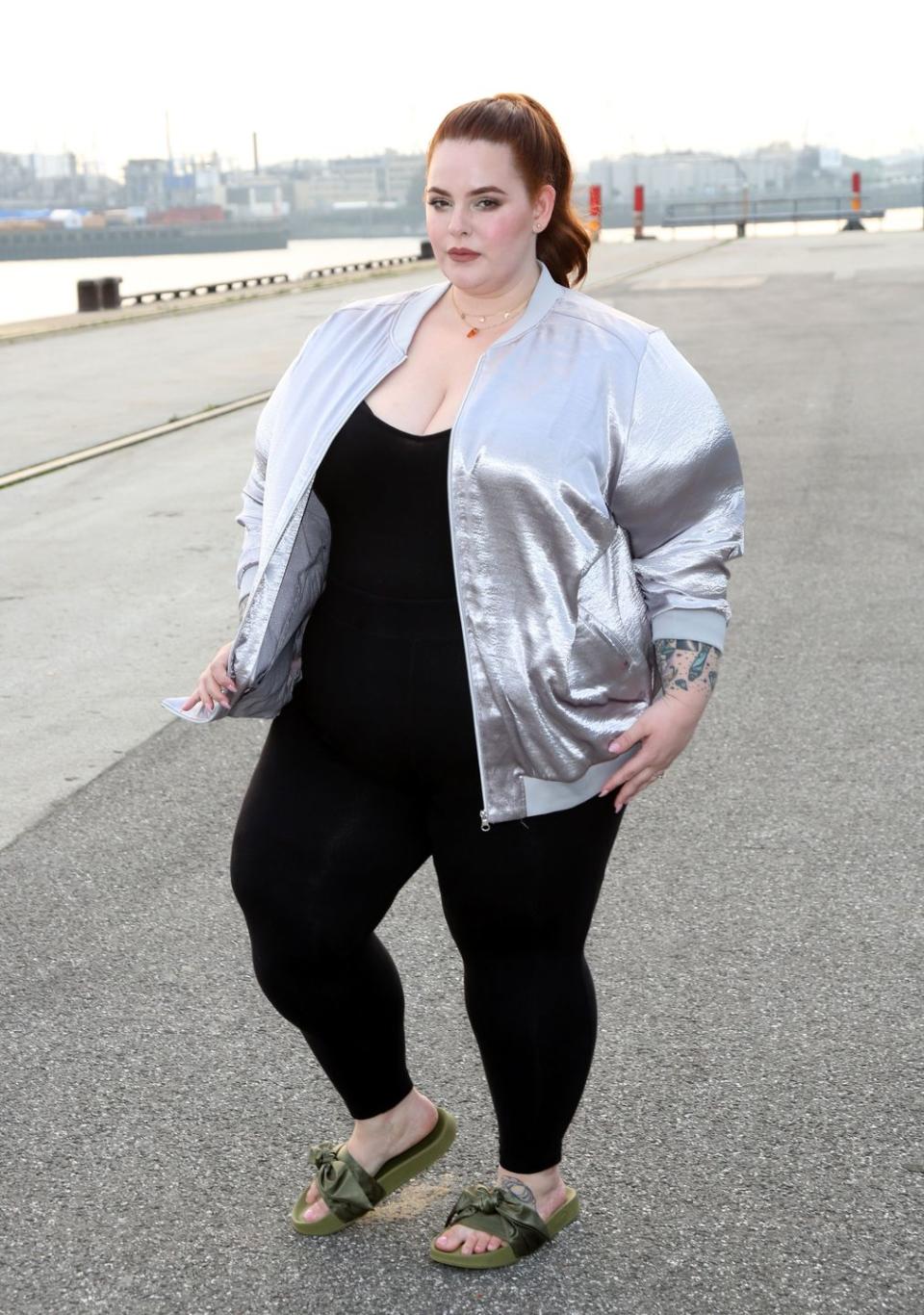 8) Black Leggings With a Silver Bomber