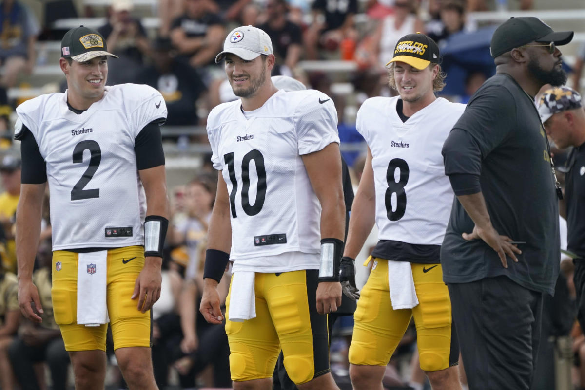Steelers could need 2 new quarterbacks in 2023