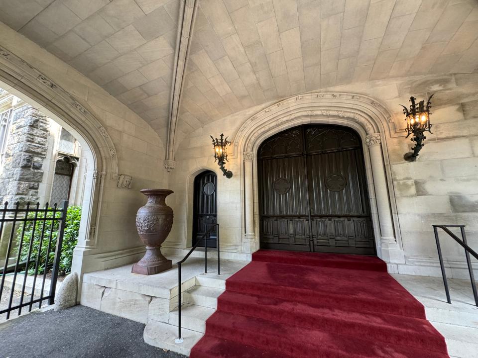 front door of hempstead house