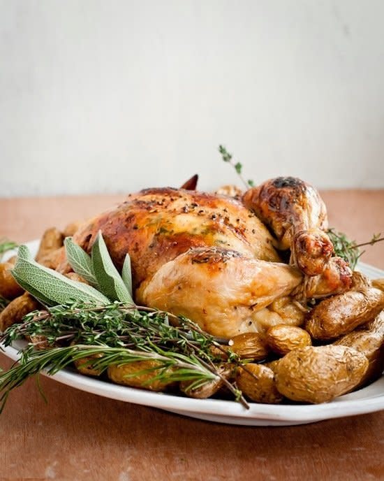 <strong>Get the&nbsp;<a href="http://cafejohnsonia.com/2013/11/how-to-maple-mustard-roasted-chicken-recipe.html" target="_blank" data-beacon-parsed="true">Maple Mustard Roasted Chicken recipe</a>&nbsp;from Cafe Johnsonia</strong><a href="https://www.huffingtonpost.com/2015/08/19/roast-chicken-recipes_n_6922528.html#5949318" data-beacon-parsed="true"></a>