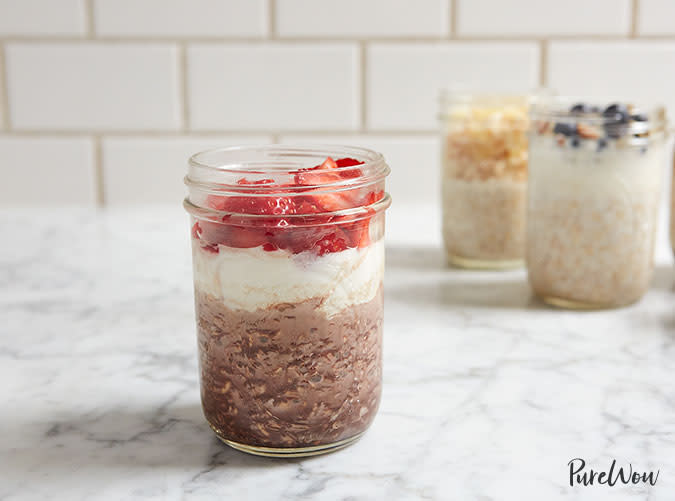 Friday Breakfast: Overnight Oats with Chocolate and Strawberry