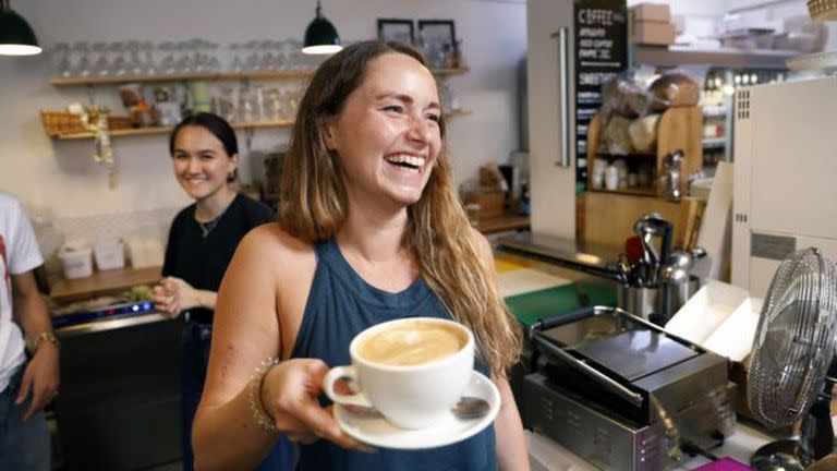 Muchos de los compuestos de la cúrcuma y la moringa son polifenoles, que también se encuentran en grandes cantidades en el café