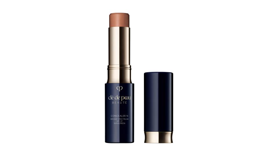 One of the best concealers to buy at Nordstrom is from Clé de Peau Beauté.