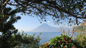 瓜地馬拉阿蒂特蘭湖 | Lake Atitlan (Courtesy of Jamie Huang/黃麗仰)