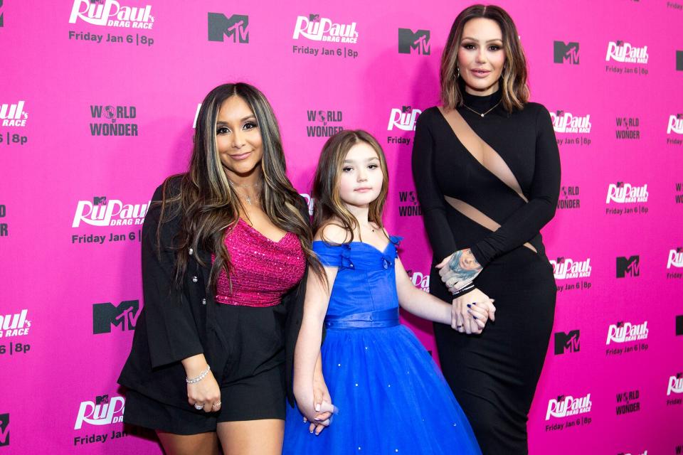 Jenni ‘JWoww’ Farley Enjoys Night Out with Daughter Meilani at RuPaul’s