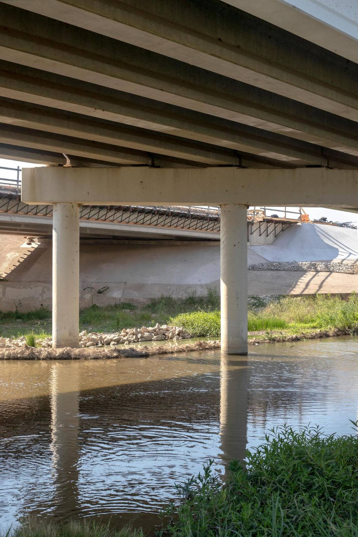 This is the site where Robert Matt Kevil Jr.’s body was likely found after he was stabbed to death in 1977, in Tarrant County, Texas. His body was found in a ditch off Interstate 35W, just south of the Denton County line.