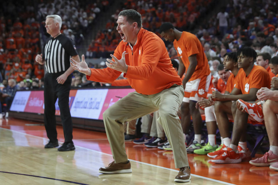 Clemson head coach Brad Brownell tells his team to play defense during the first half of an NCAA college basketball game against Duke in Clemson, S.C., Saturday, Jan. 14, 2023. (AP Photo/Artie Walker Jr.)