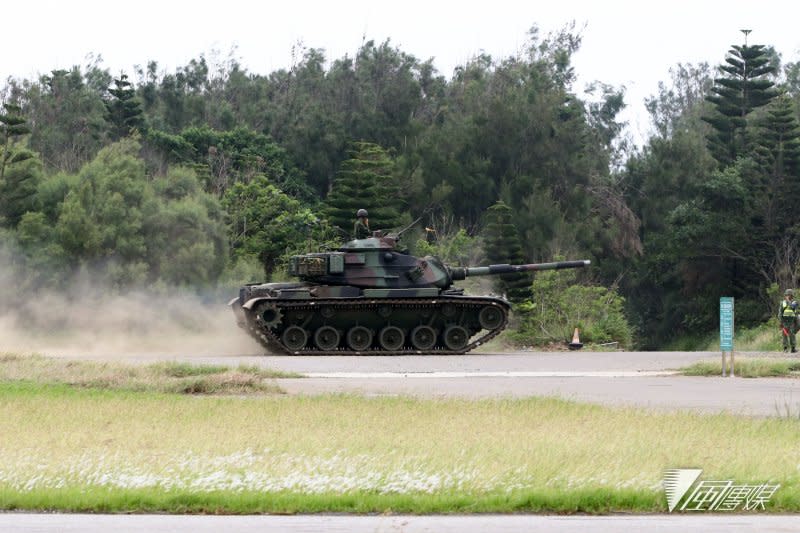 20170525-陸軍M60A3戰車，上午在澎湖參與漢光33號演習實兵演練。(蘇仲泓攝)