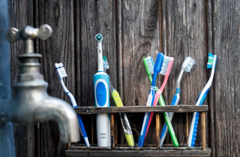 ▲有網友認為電動牙刷也算是「電子垃圾」。（示意圖／unsplash）