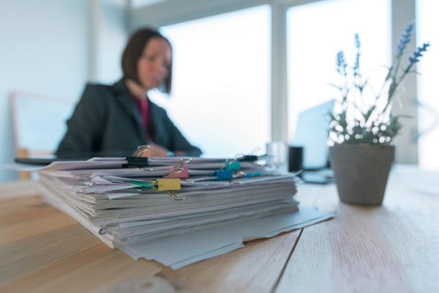 55 Feet Under Desk Stock Photos, High-Res Pictures, and Images - Getty  Images