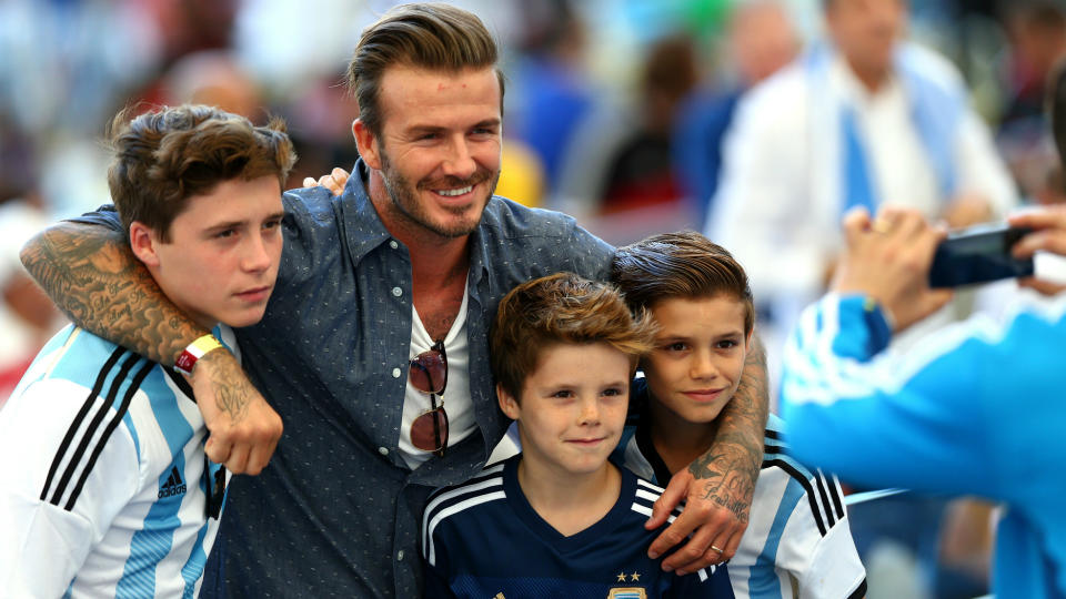 El exjugador de Real Madrid y Manchester United entre otros, David Beckham,tiene una familia encantadora. Goal.com