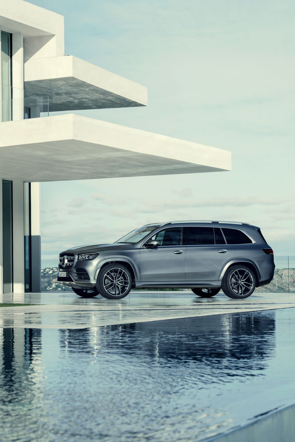 View Photos of the 2020 Mercedes-Benz GLS