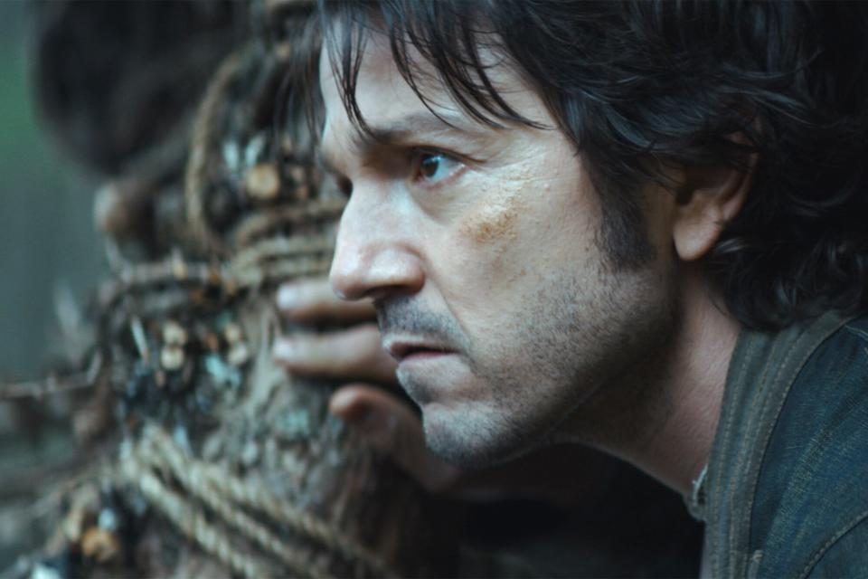 Cassian Andor (Diego Luna) in Lucasfilm's ANDOR, exclusively on Disney+. ©2022 Lucasfilm Ltd. & TM. All Rights Reserved.